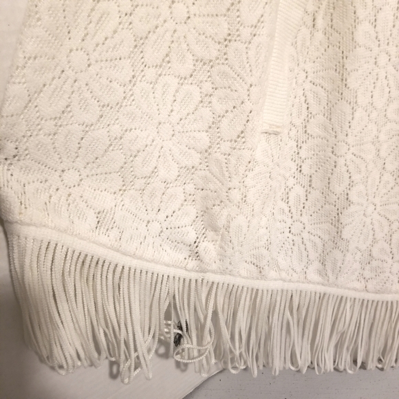 Vintage Fringed White Knit Cape Coverup OS - Picture 9 of 12